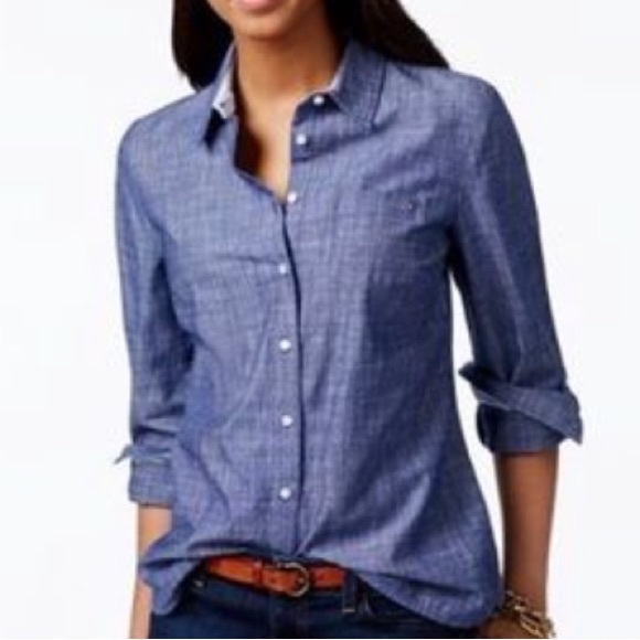 Tommy Hilfiger Tops - Tommy Hilfiger Classic Fit Chambray Button Down Shirt L